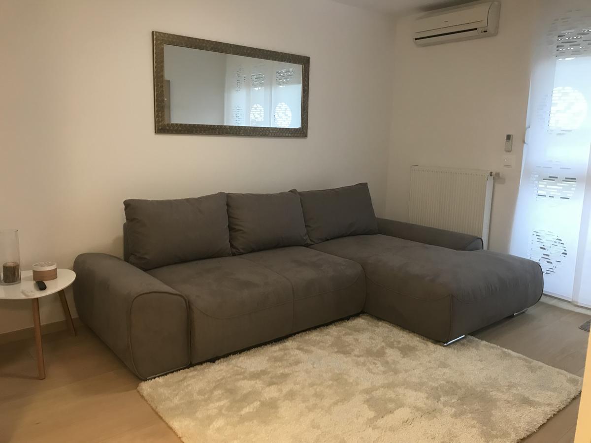 New In וואראז'דין מראה חיצוני תמונה